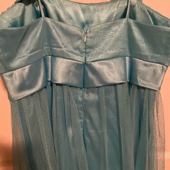 Prom dress - Picture 5 of 7